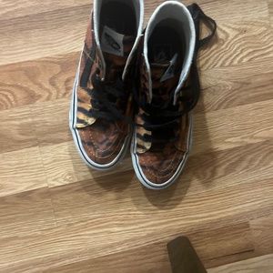 Tiger Print vans